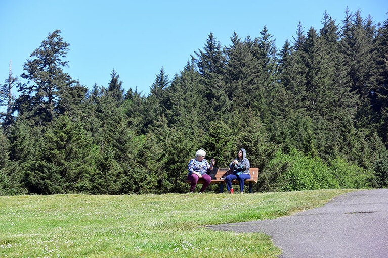 エコラ州立公園でひなたぼっこ。自然がそばにある暮らし、憧れます。