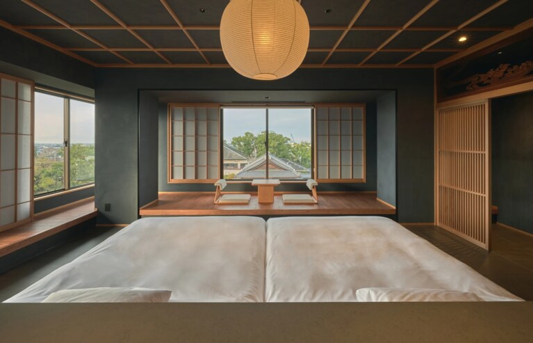 殿の暮らしを味わえるように設えた「黒松」。（写真提供：柳川藩主立花邸 御花）