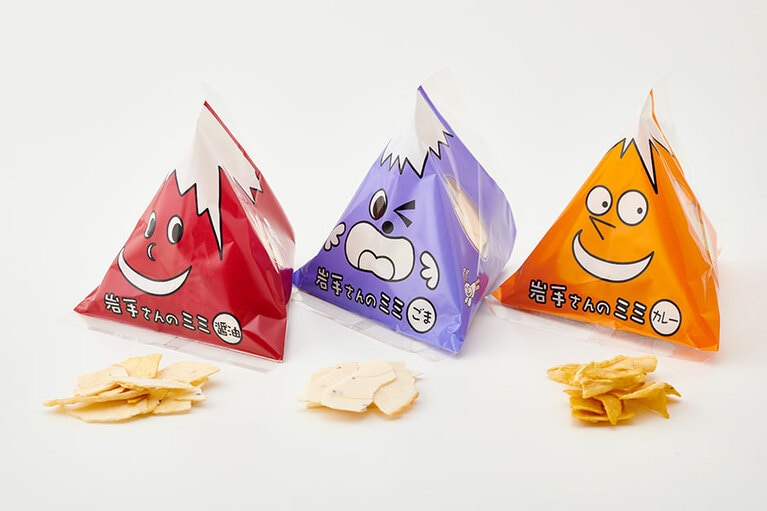 【岩手県】岩手さんのミミ ごま・醬油(50g)、カレー(80g) 各195円／樋口せんべい店。