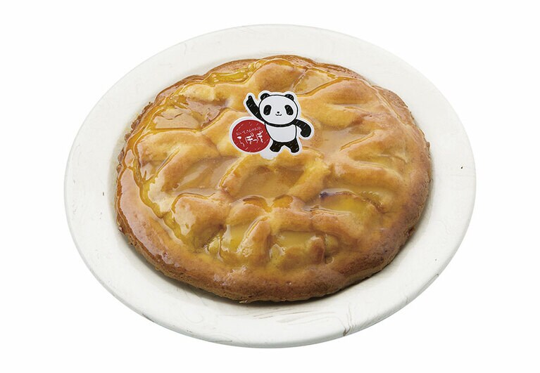 焼きたてポテトアップルパイ 843円／おいもさんのお店らぽっぽ(エキュート上野)