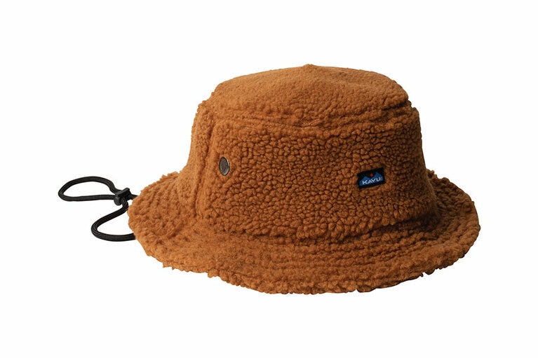 ファーボールブーニー(ブラックスモーク、キャメル、レッドウッド／素材：50％コットン、50%ポリエステル)7,150円。