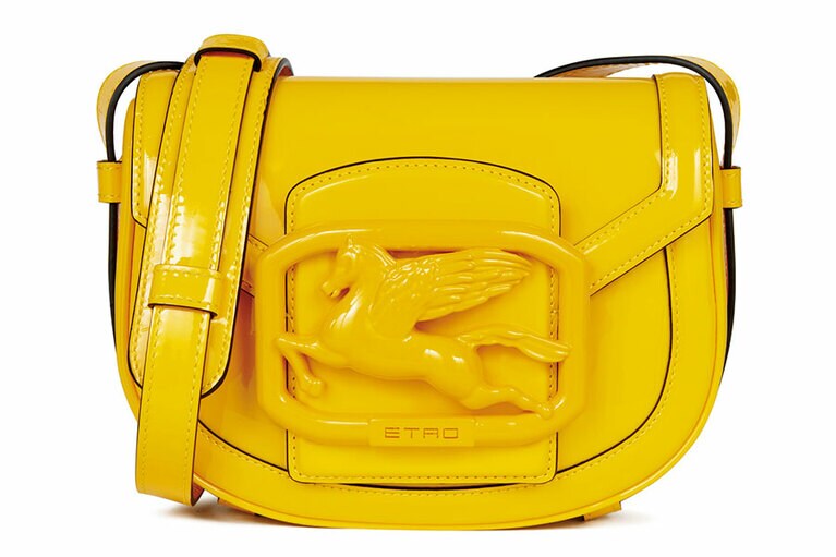 BAG MEDIUM H17×W25.5×D6cm 210,000円／エトロ ジャパン