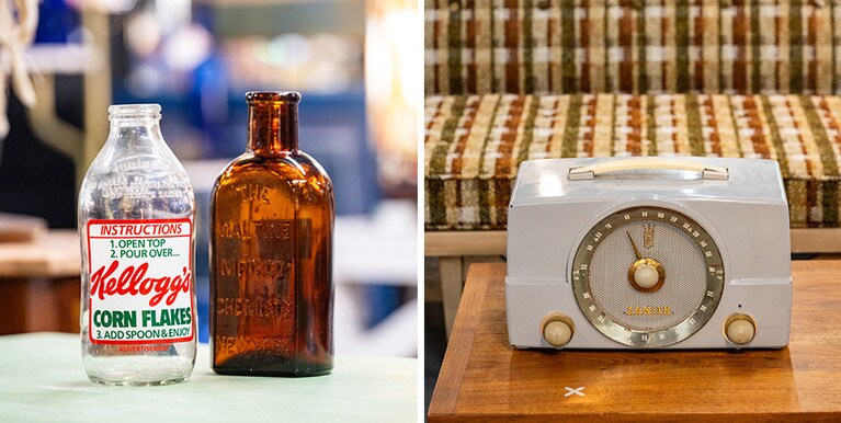 写真左：ケロッグのロゴ入り牛乳瓶17ドル、100年ほど前の栄養ドリンク瓶34.54ドル。写真右：ゼニス社の真空管ラジオ185ドル。
