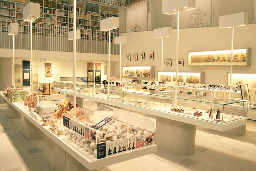 ［東京国立博物館］広大な敷地と約12万件の所蔵件数を誇る東京国立博物館。ミュージアムショップもごらんの広さ！
