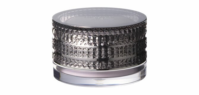 2ページ目)祝！ コスメデコルテ55周年！ 77,000円の超豪華記念ボックス