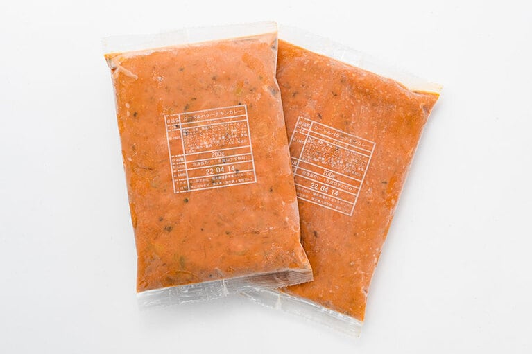 バターチキンカレー 各1,080円(約200g)。