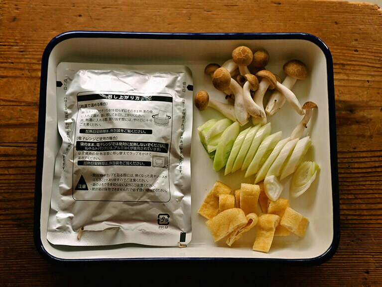 カレーうどんの材料（一部）。