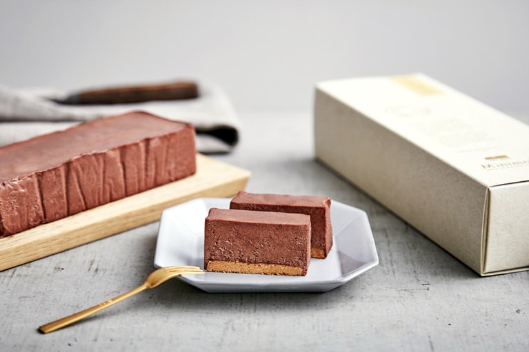 「チョコレートレアチーズケーキ」 3,250円。