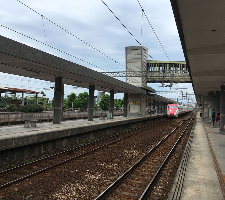 特急列車「普悠瑪號」。