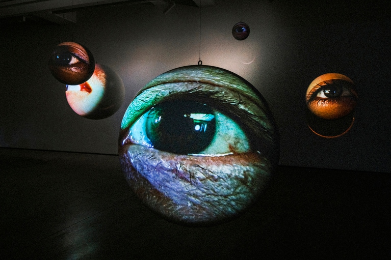 トニー・アウスラーの《Obscure (Maebashi version)》。