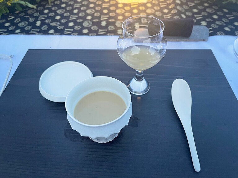 「ヒバの茶碗蒸し」と「ヒバ、蟹、シタミナ、米糠」