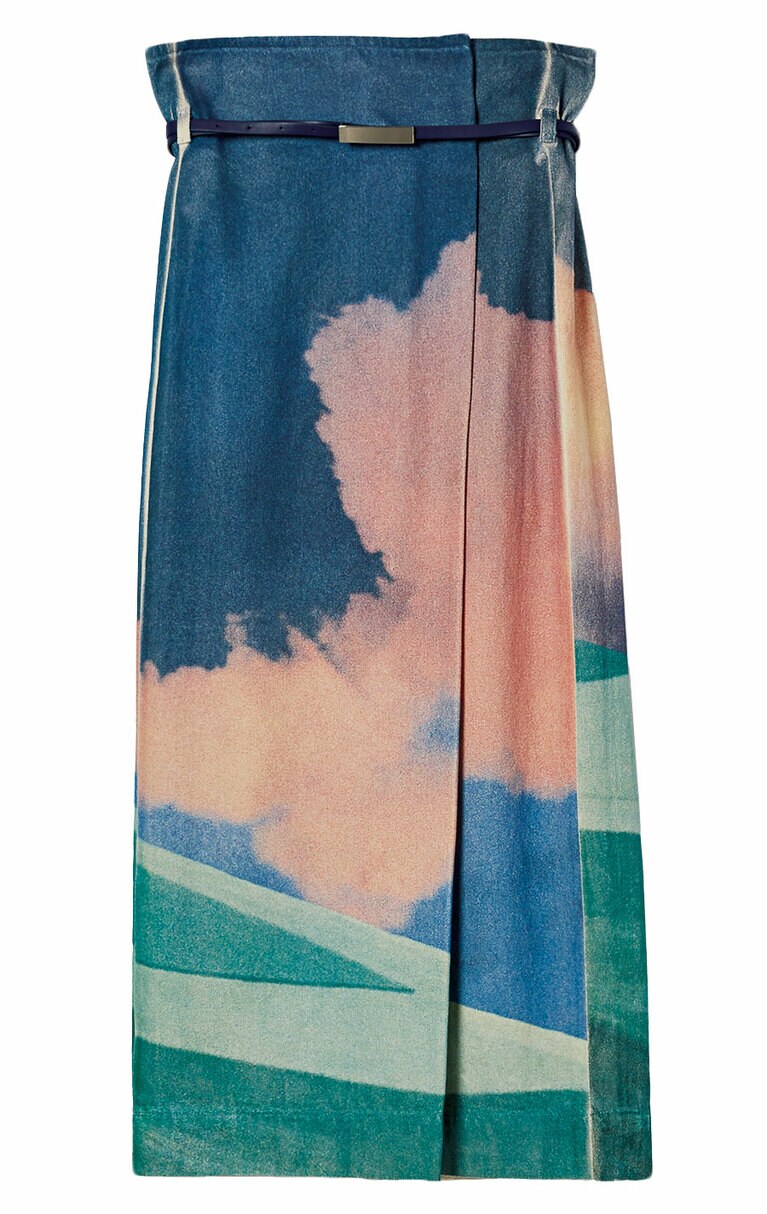 スカート 81,000円／スポーツマックス(マックスマーラ ジャパン)