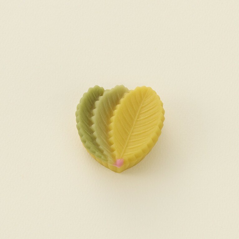 羊羹製「マロニエ」540円。2025年9月16日（火）～10月15日（水）限定販売。