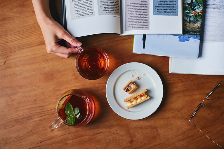 夏の計画を立てながら。