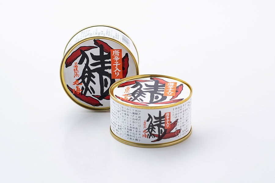 鯖 味付唐辛子缶 各594円(135g)。