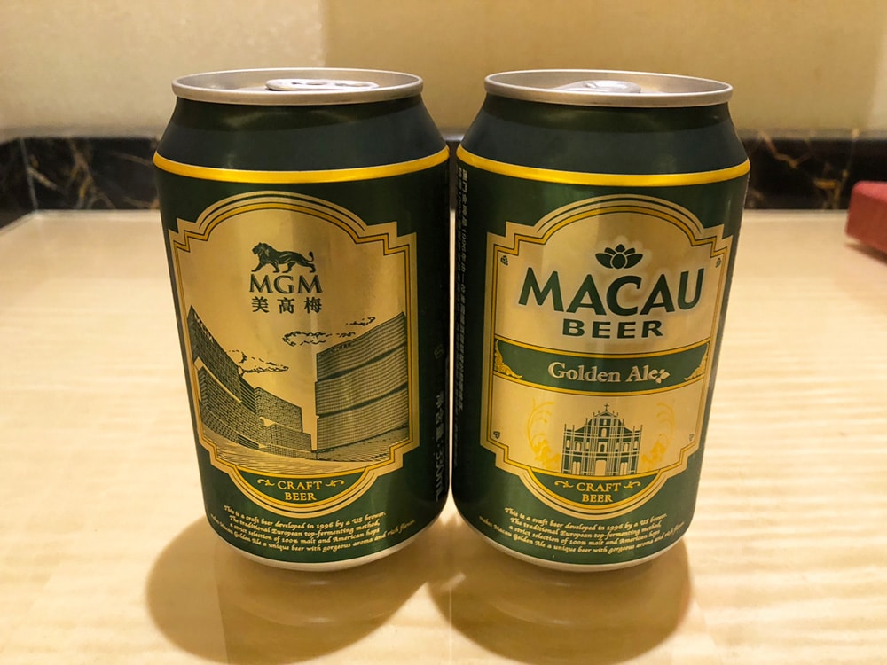 人気のマカオビールのMGMオリジナルデザイン缶も。