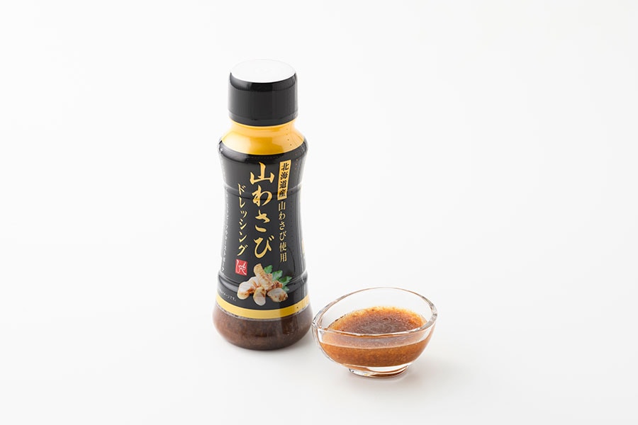 もへじ 山わさびドレッシング 498円（170ml）。