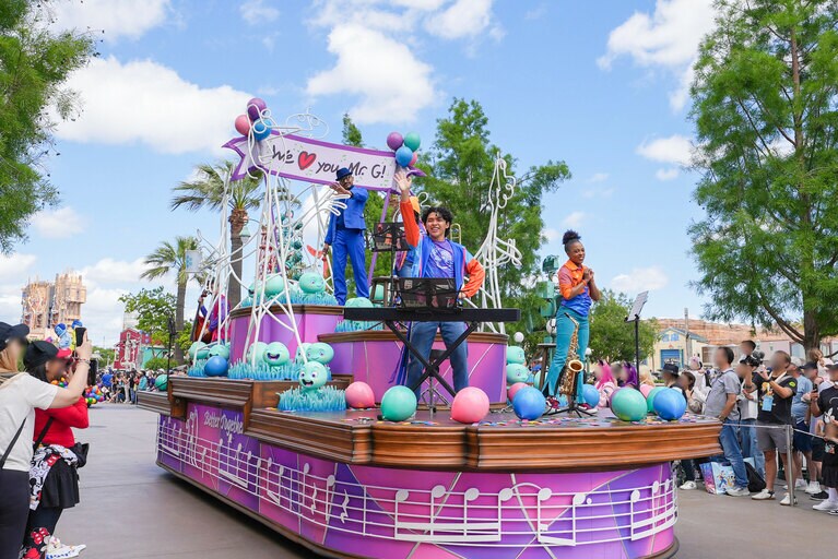 こちらもパレード初登場。激レアキャラクター『ソウルフル・ワールド』の主人公ジョー。