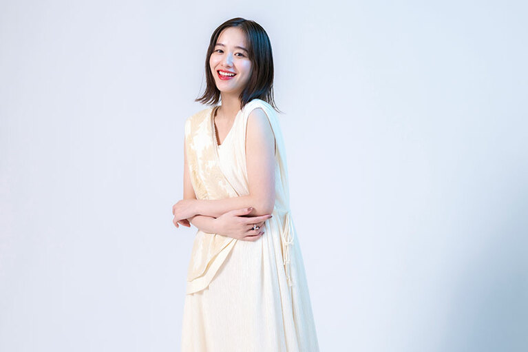 堀田真由さん。