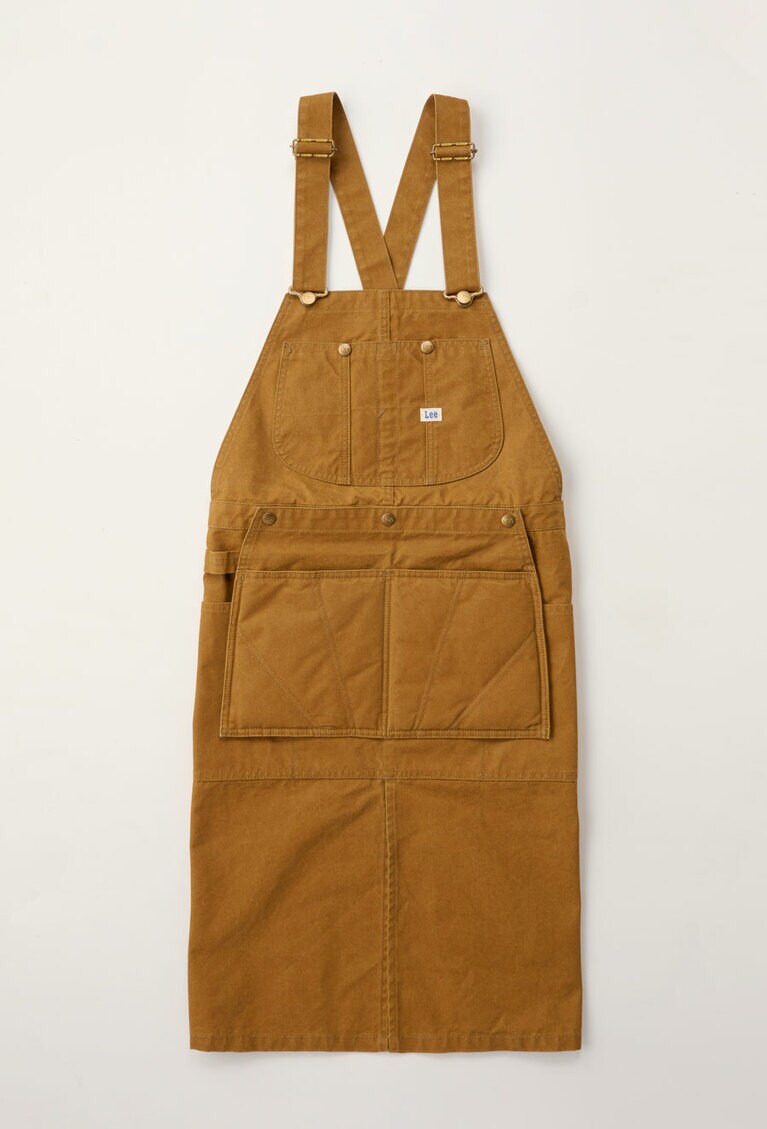 CAMPING APRON サイズ：M 16,500円。