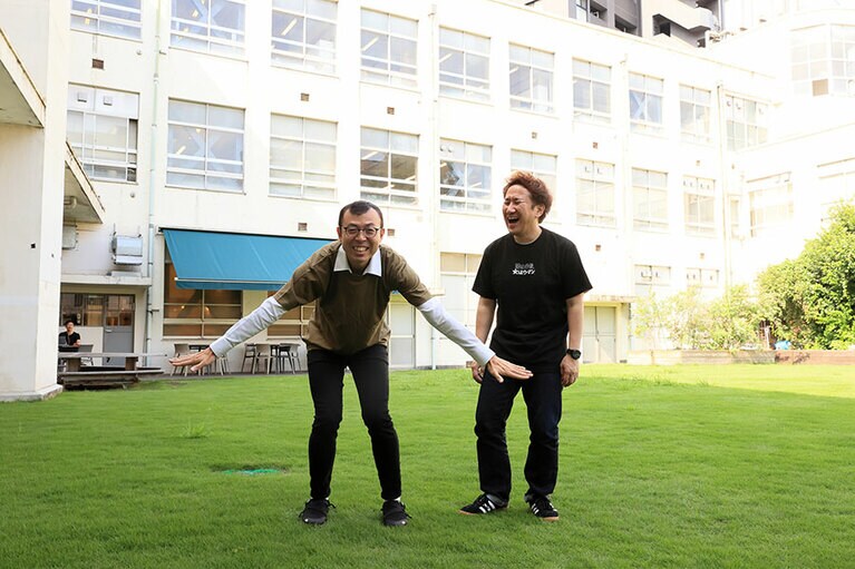 ジョイマンのネタをパラパラ写真で。