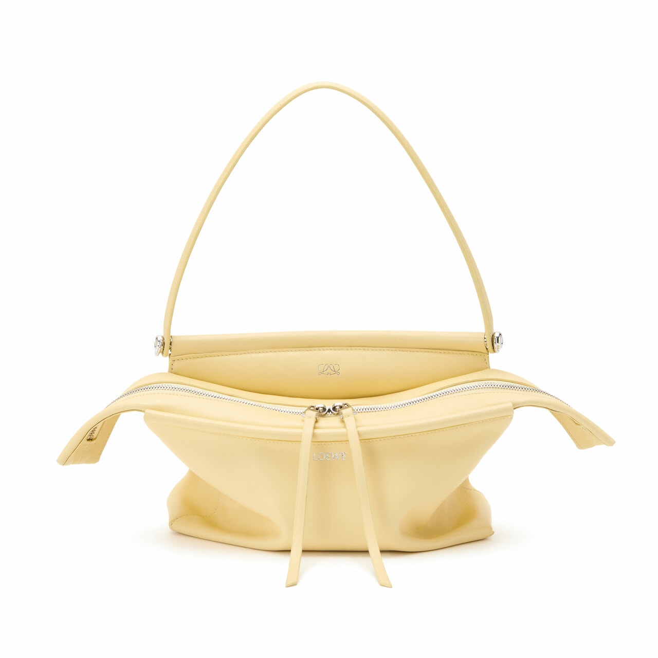 “ウィスカー バッグ スモール”（バニラ）／￥487,300