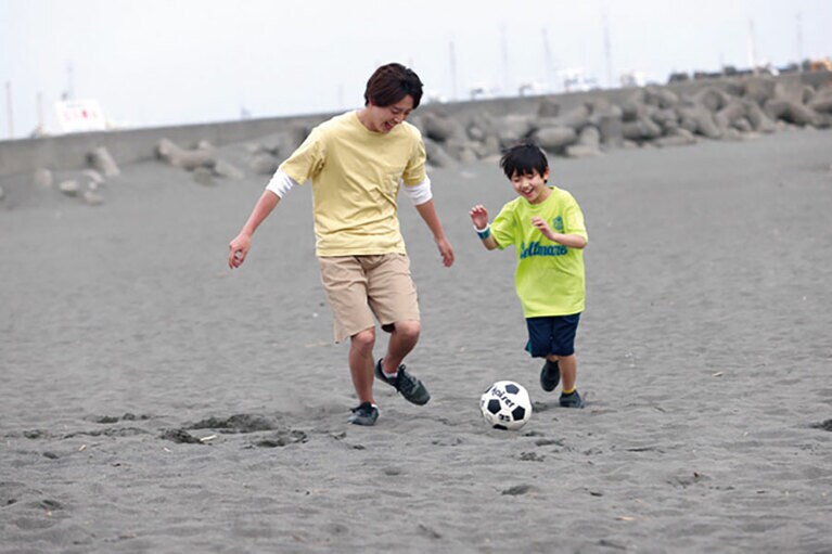 ©2022「海岸通りのネコミミ探偵」製作委員会