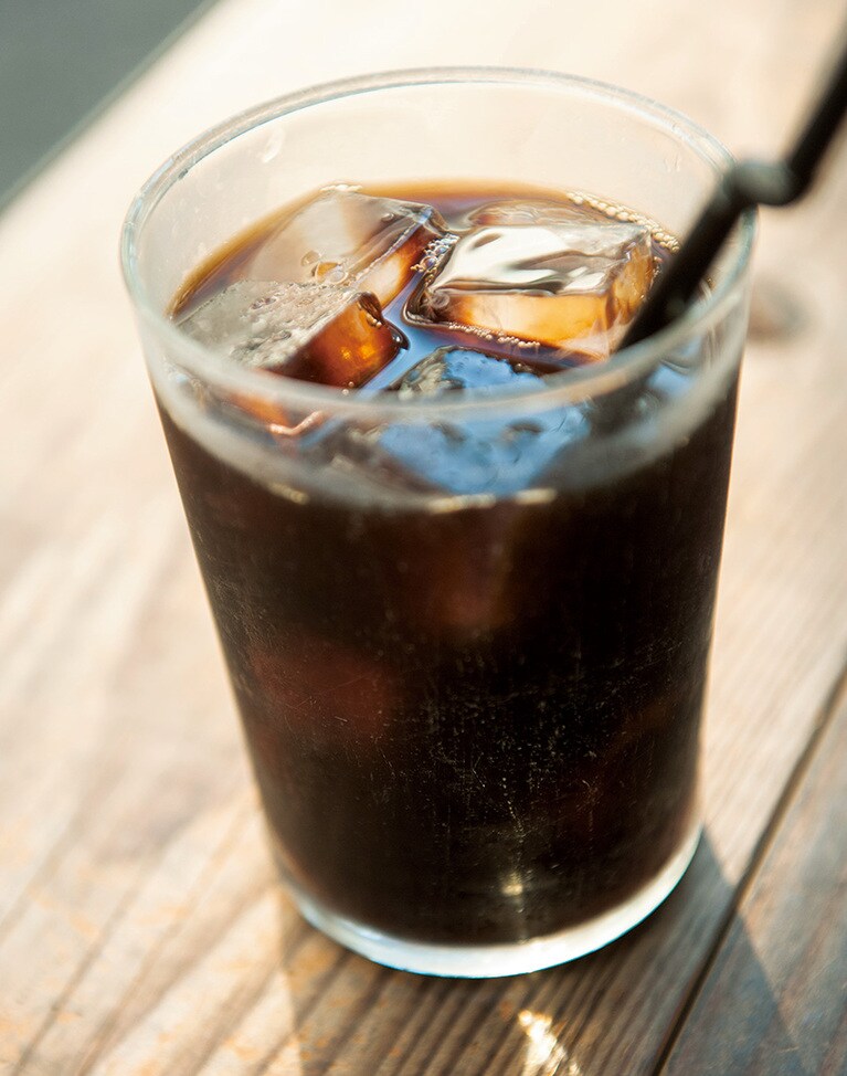 NODE UEHARA BLEND(ICE) 420円。小田原のロースター「スズアコーヒー」によるオリジナルブレンド。