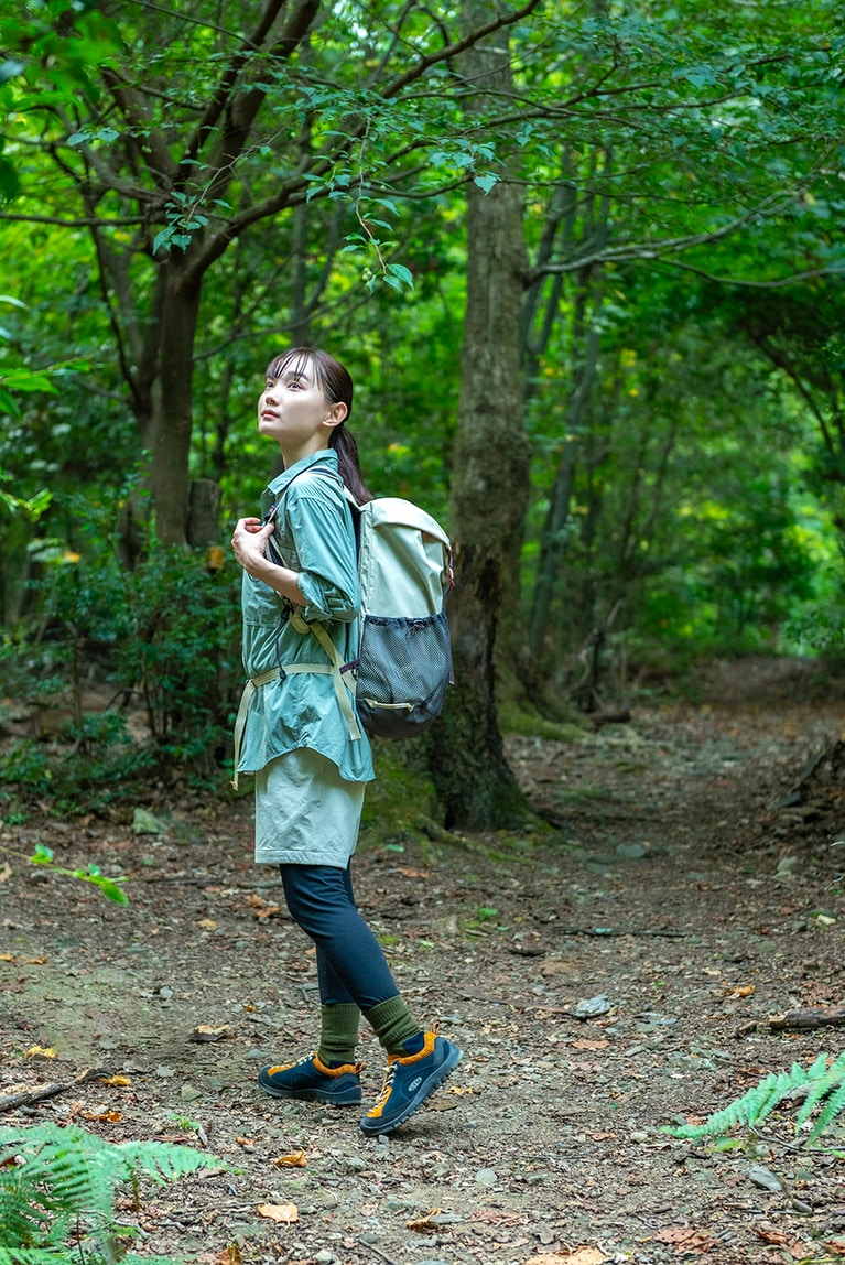 ジャスパー ロックス エスピー（Naval Academy/Curry）16,280円。アウトソールはグリップ力に優れていて、ハイキングも楽しめる。