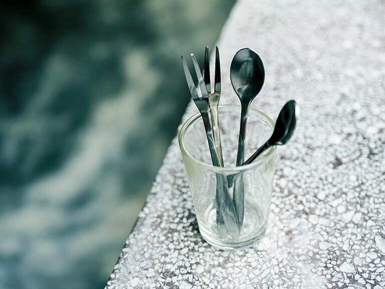 ティースプーン(1本)＆フルーツフォーク(1本)セット 各120元。スプーンL12×W2.3㎝、フォークL12×W1㎝