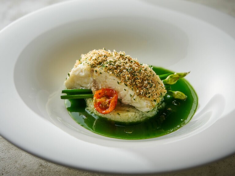 「千葉県産鱸（スズキ）のブレゼ」。