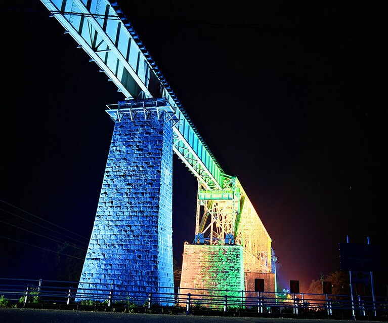 一の戸橋梁ライトアップ。