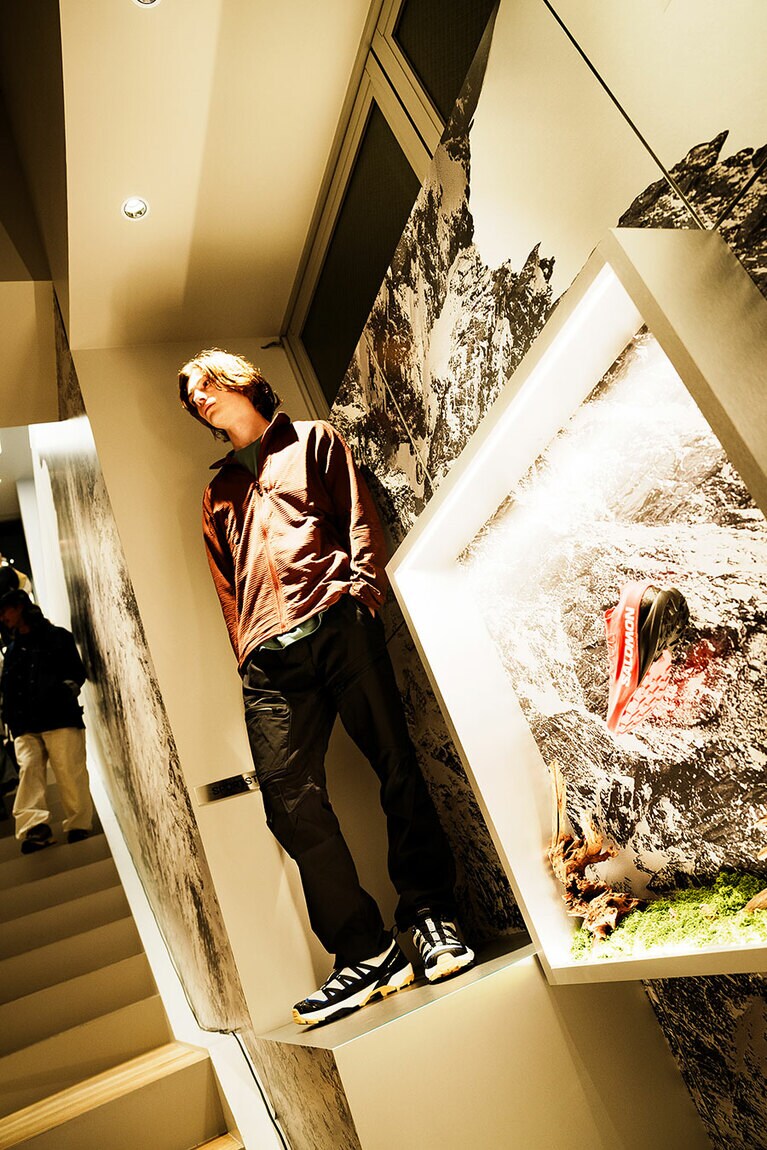 サロモンストア 東京渋谷