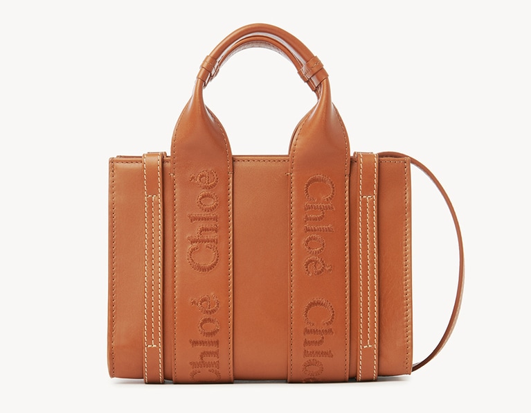 H14×W20×D4cm 184,800円。