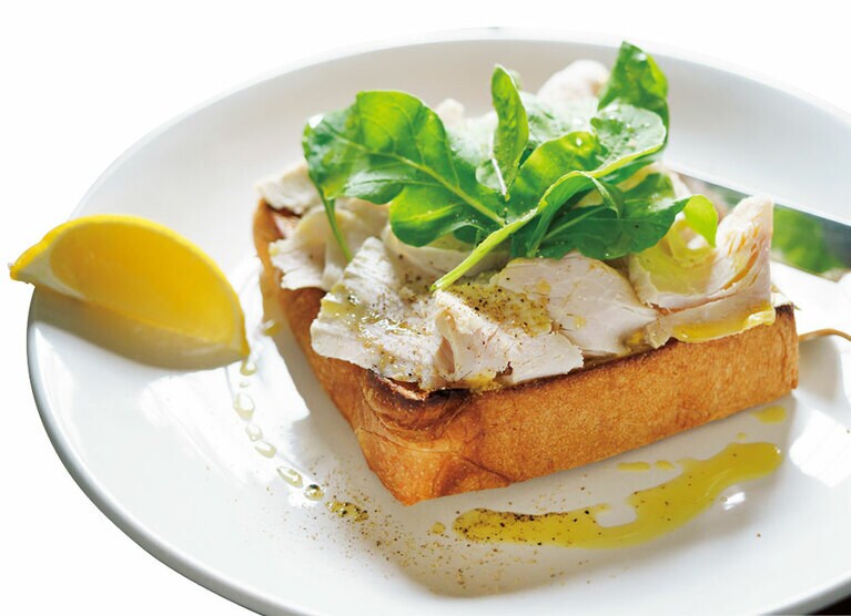 江部さんが愛する、自家製ハムのトースト900円。