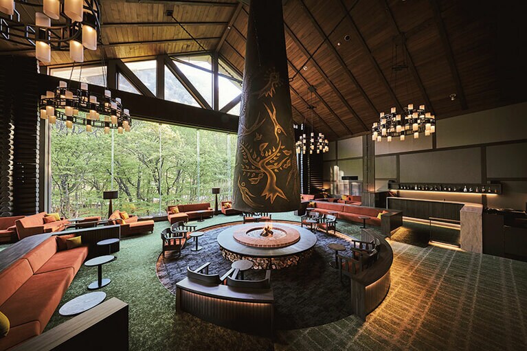 星野リゾート 奥入瀬渓流ホテル。