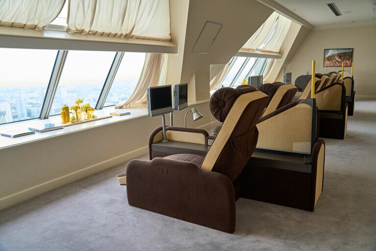 リラクゼーションルームからも、みなとみらいの景色が。