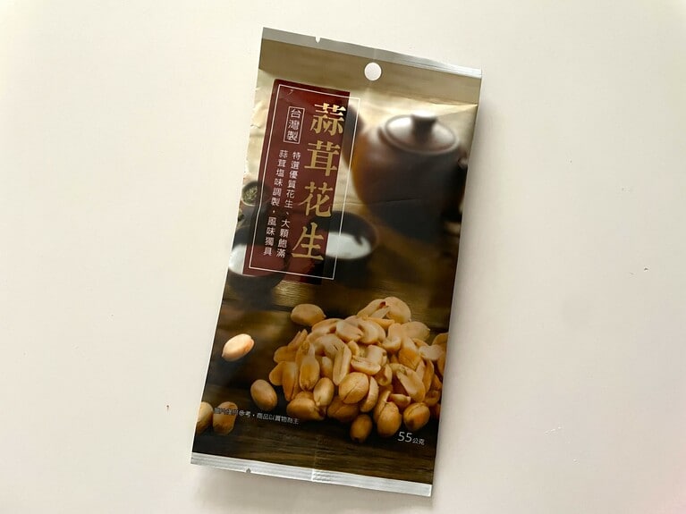 同じシリーズで「五香」と記載されている商品もありますが、こちらは少し強めの台湾スパイス感が特徴です。台湾スパイスの風味が苦手な方は、ニンニクフレーバーのほうが食べやすいかもしれません。