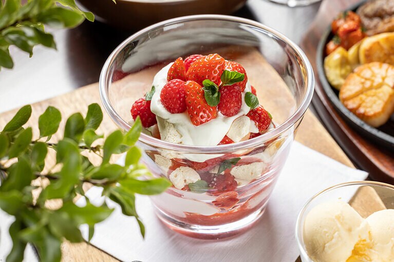 ファンの多いメレンゲのデザート「パブロバ」。