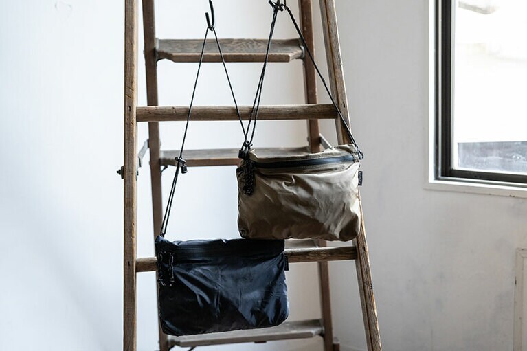 サコッシュ 3,850円／GRAMICCI（グラミチ）