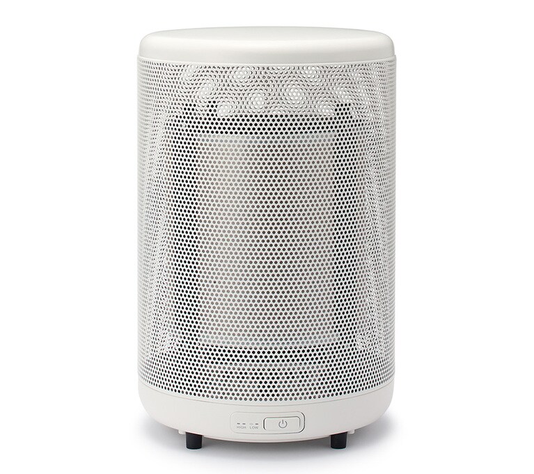 無印良品「丸形ヒーター」15,900円。