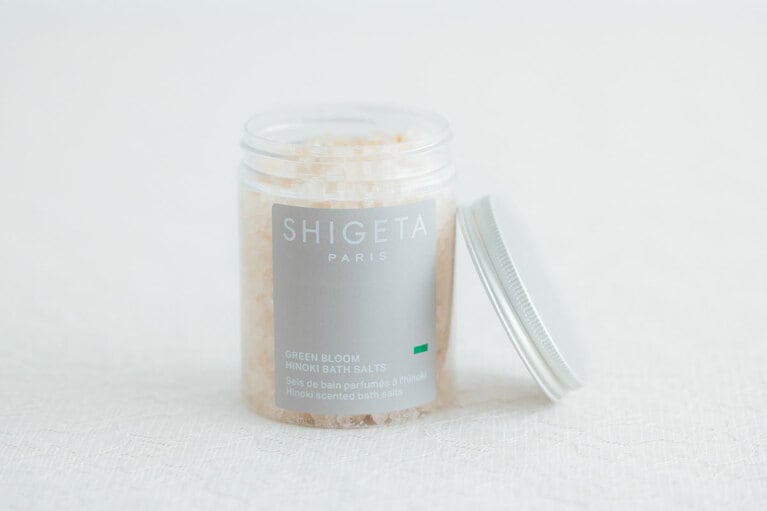 「グリーンブルーム バスソルト」285g 3,135円／SHIGETA PARIS