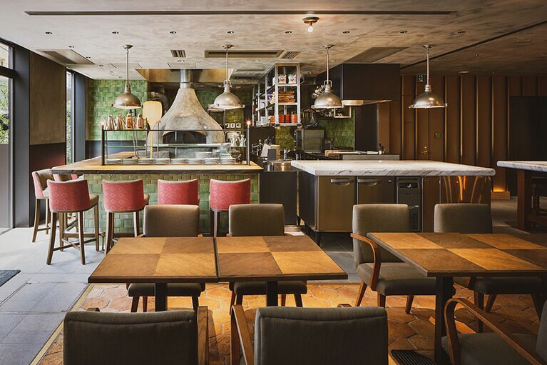 席数は86席。おひとりから大人数までいろいろな楽しみ方ができます。