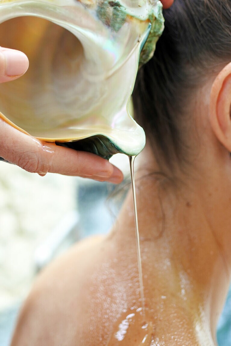 ポリネシアの伝統的な療法をフューチャーしたスパ・トリートメント。