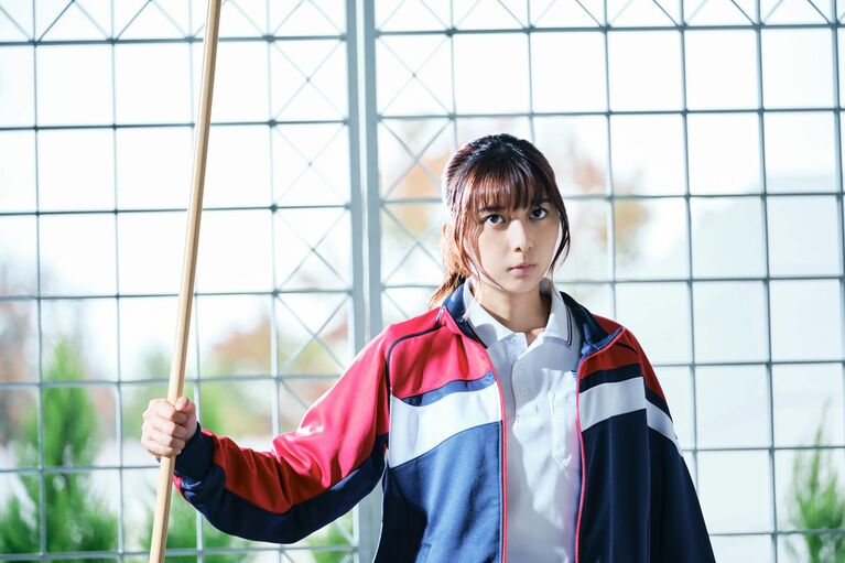 ©2025「ロマンティック・キラー」製作委員会　©百世渡／集英社