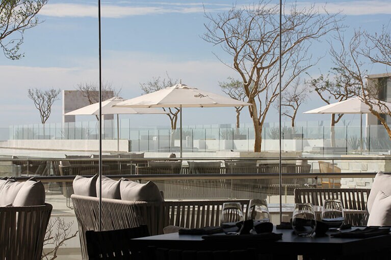 バー＆ラウンジの「ブラン ロビー(Blanc Lobby)」からの眺め。