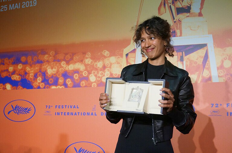 『アトランティック』でいきなりグランプリに輝いたマティ・ディオプ。セネガル系フランス人で、父は作曲家、伯父は監督というサラブレッド。死者が蘇るという設定は、今年多かったモチーフだった。