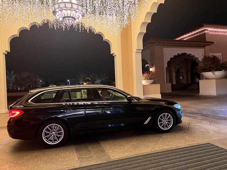 ストレスなくホテルに送り届けてもらえる安心感は、ロングフライトの後にありがたい。