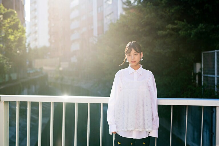 『木更津キャッツアイ』が好きと語る中井友望さん／撮影 文藝春秋