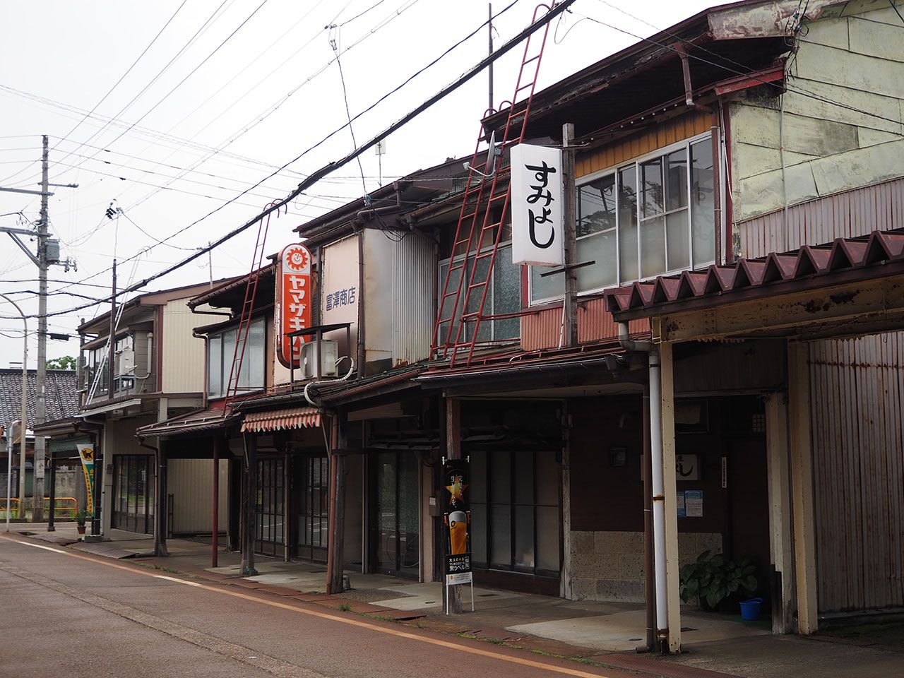 雁木が続く街並み